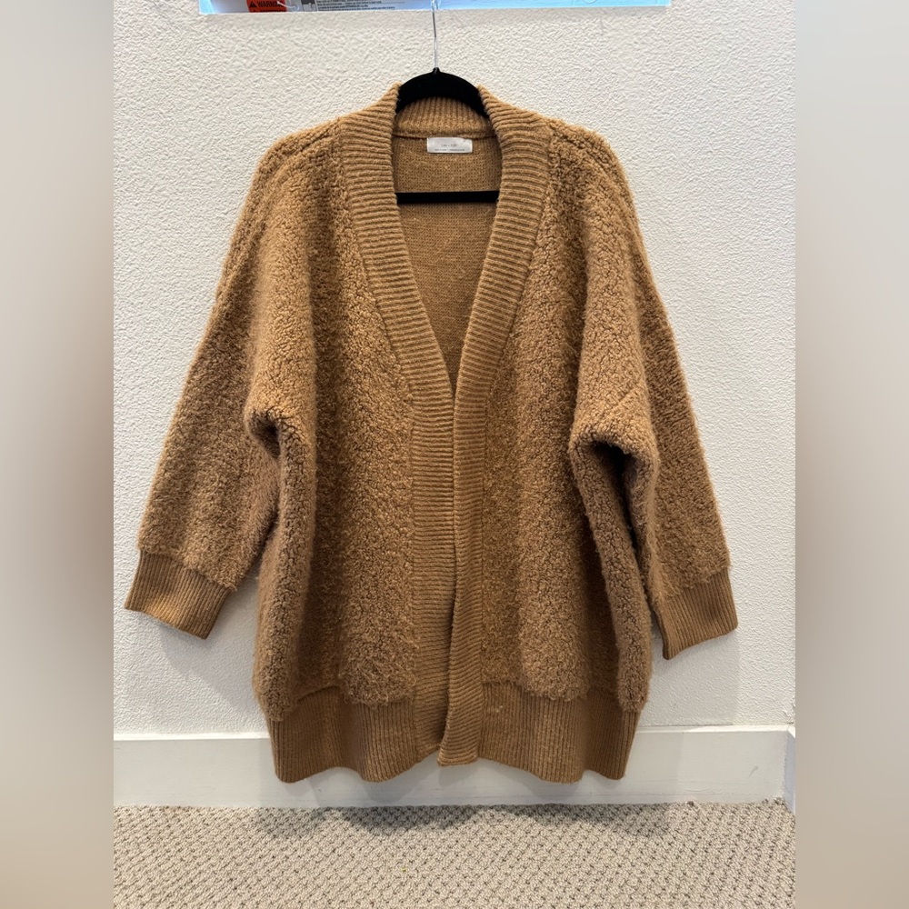 Oak + Fort Knit Oversized Open Front Cardigan Sweater in tan, size medium